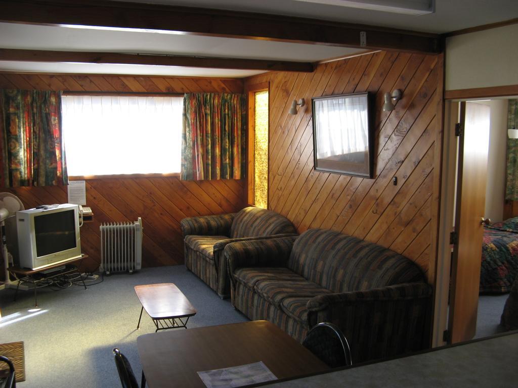 Tongariro River Motel トゥランギ 部屋 写真