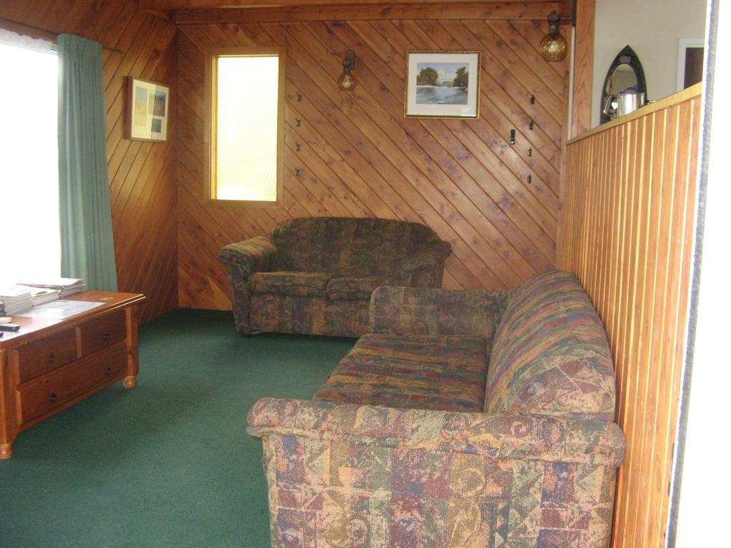 Tongariro River Motel トゥランギ 部屋 写真