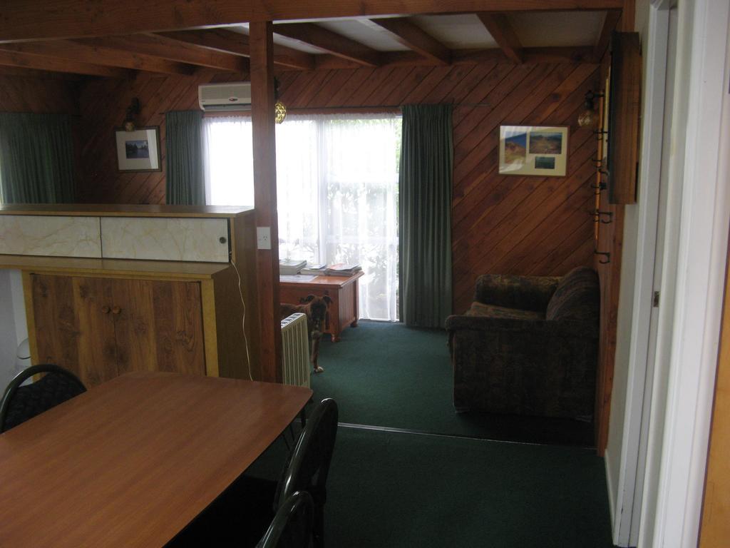 Tongariro River Motel トゥランギ 部屋 写真