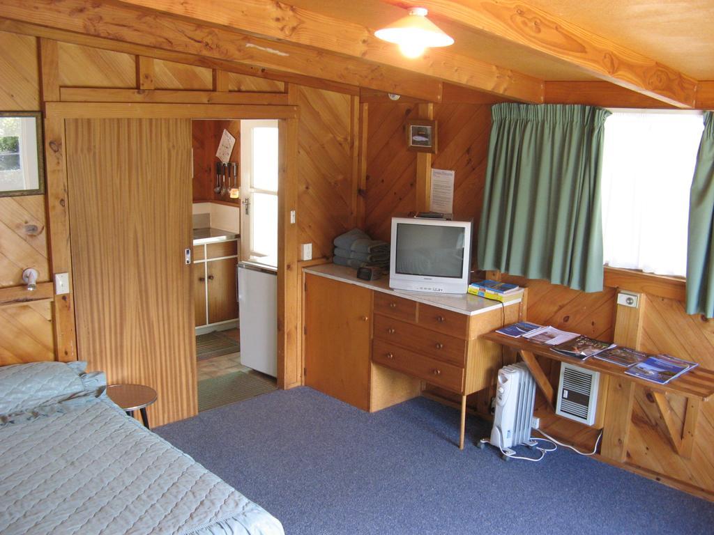 Tongariro River Motel トゥランギ 部屋 写真