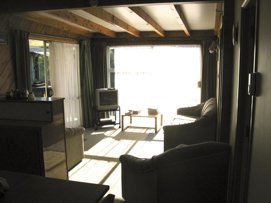 Tongariro River Motel トゥランギ 部屋 写真