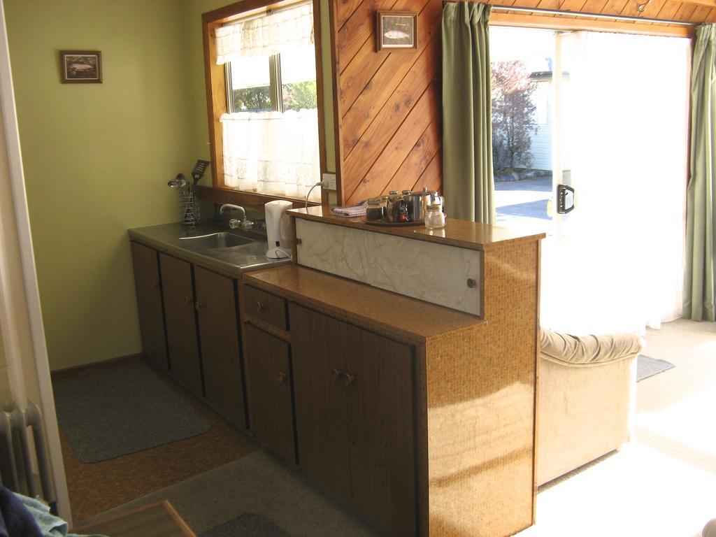Tongariro River Motel トゥランギ 部屋 写真