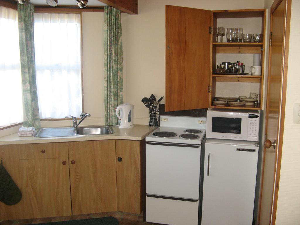 Tongariro River Motel トゥランギ 部屋 写真